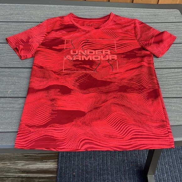 🚘🎈Red Under Armor Shirt For Youth Boys 🚘🎈 - Picture 3 of 8